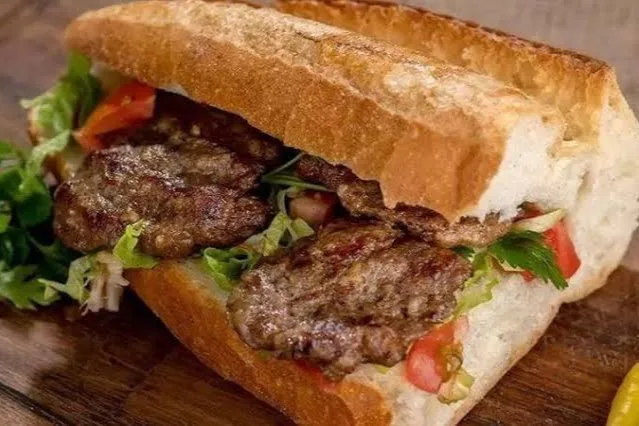 Yarım Köfte